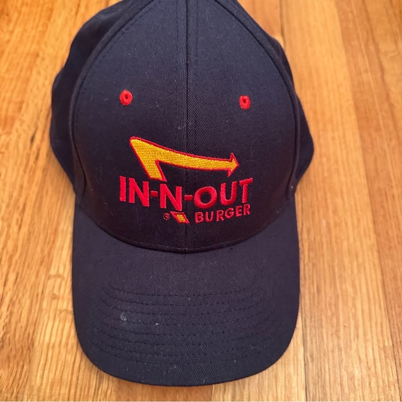 In-n-Out Burger Blue Embroidered Proflex Hat Cap Baseball M/L Medium Large Adult - Picture 1 of 7